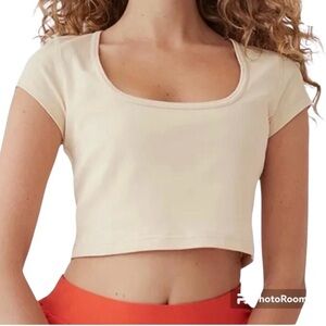 Outdoor Voices Top Women’s Burlap Beige Medium Rib Short Sleeve Cropped Shirt